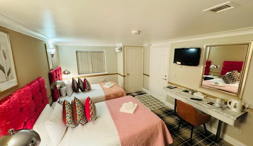 Habitación clásica con 1 cama doble o 2 individuales