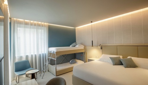 Habitación cuádruple Deluxe, balcón, vistas al mar