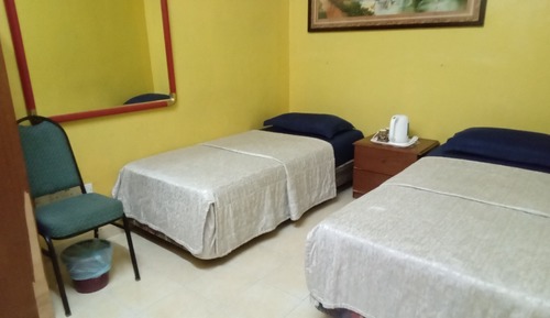 Habitación con 1 cama doble o 2 individuales