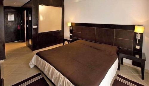 Habitación doble, balcón, vistas al jardín