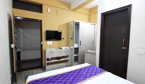Habitación ejecutiva con 1 cama doble o 2 individuales, vistas al jardín