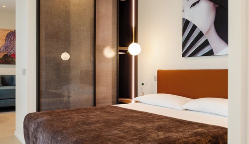 Suite de diseño, vistas parciales al mar
