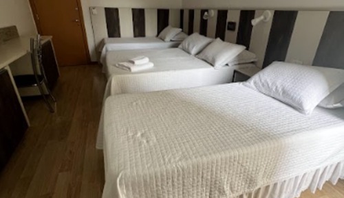 Habitación cuádruple estándar