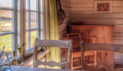 Mountain Cabin 20 mins. drive from Farm (Seter)
