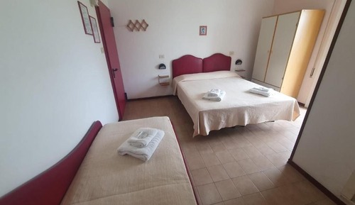 Habitación triple económica