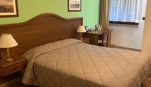 Habitación clásica con 1 cama doble o 2 individuales, patio