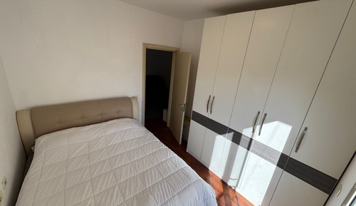 Apartamento familiar, 2 habitaciones, balcón, vistas parciales al mar