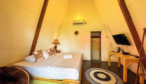 Habitación básica doble, balcón, vistas al jardín