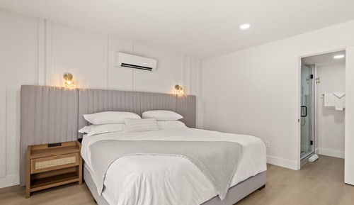 Habitación doble superior, 1 cama de matrimonio grande, baño privado, vistas a la piscina