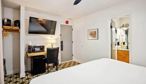 Habitación económica, 1 cama de matrimonio grande
