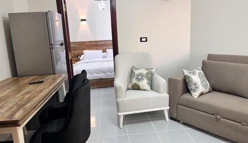 Apartamento superior, vistas parciales al mar