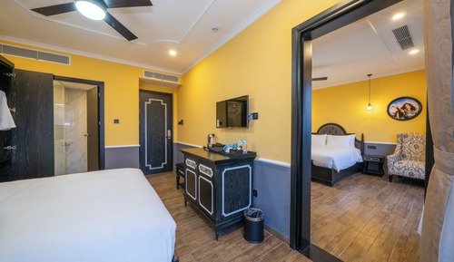 Habitación cuádruple Deluxe, balcón, vistas a la playa