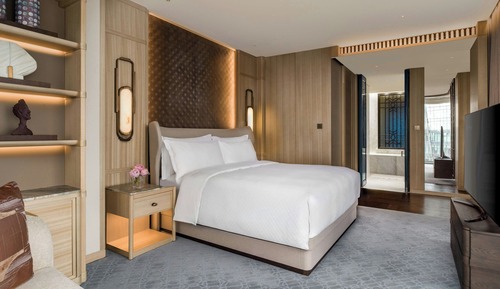 Suite, 1 cama de matrimonio grande, no fumadores, vistas a la ciudad
