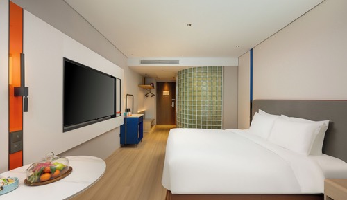 Habitación estándar, 1 cama de matrimonio grande (Extra Floor Space, High Floor)