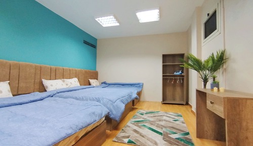 Apartamento familiar, vistas al jardín