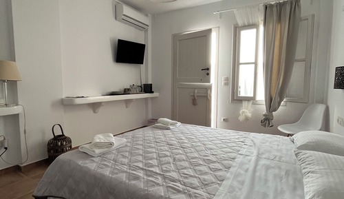 Estudio Confort, vistas parciales al mar