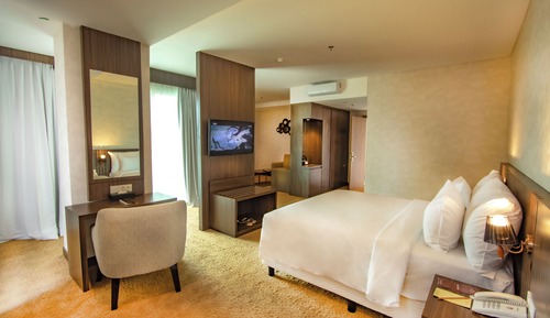 Suite junior, balcón