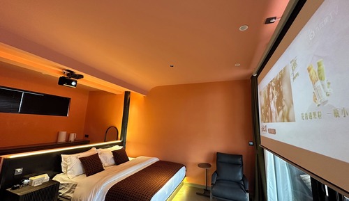 Habitación superior, 1 cama de matrimonio, fumadores, baño privado