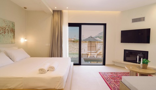 Suite estudio Deluxe, vistas a la piscina
