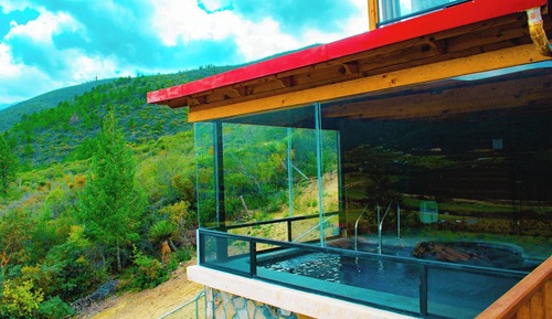 Cabaña presidencial, piscina privada, vistas a la montaña