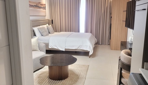 Estudio Deluxe, balcón, vistas al jardín