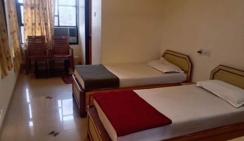 Habitación con 2 camas individuales
