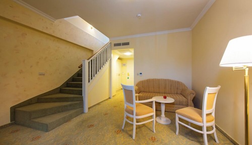 Apartamento exclusivo, vistas a la piscina