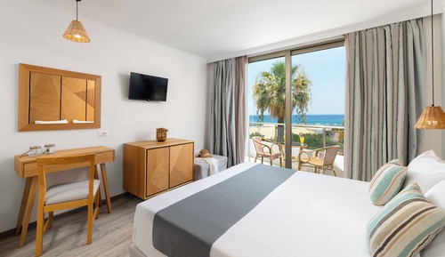 Habitación doble superior, balcón, vistas al mar