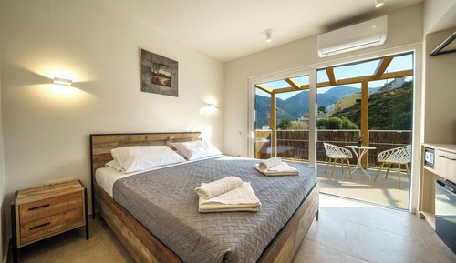 Suite ejecutiva, balcón, vistas parciales al mar