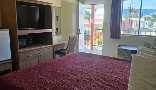 Habitación individual económica, 1 cama de matrimonio, vistas a la montaña