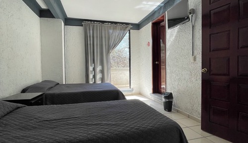 Habitación triple, vistas al valle