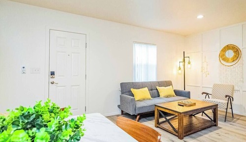 Casa, 2 camas de matrimonio, patio, vistas al jardín (1201 Glendora)