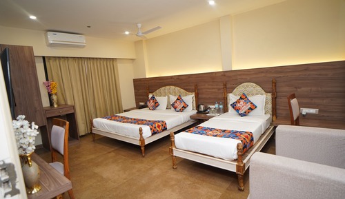 Habitación superior con 1 cama doble o 2 individuales