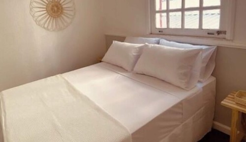 Habitación estándar con 1 cama doble o 2 individuales