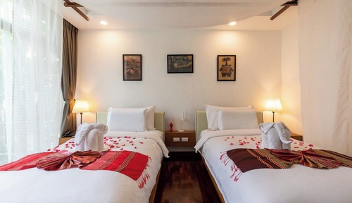 Habitación con 2 camas individuales