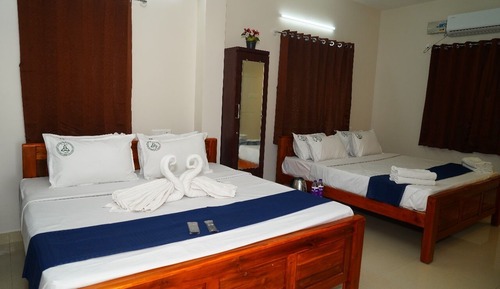 Habitación Deluxe con 1 cama doble o 2 individuales, balcón, vistas a la colina
