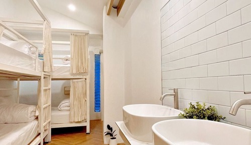 Dormitorio compartido básico, 1 habitación