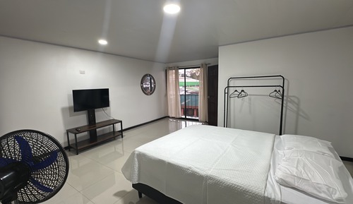 Habitación Deluxe, 1 cama doble, baño privado