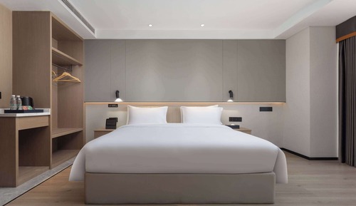 Habitación, 1 cama de matrimonio grande, fumadores (Mahjong)