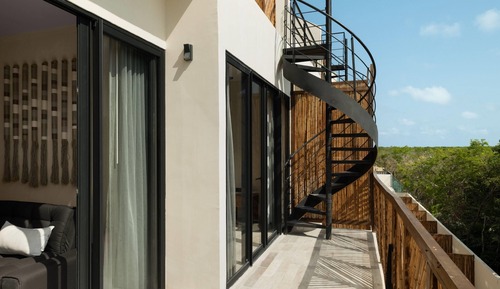 Suite de luna de miel, 1 cama de matrimonio grande con sofá cama, no fumadores, vistas a la piscina
