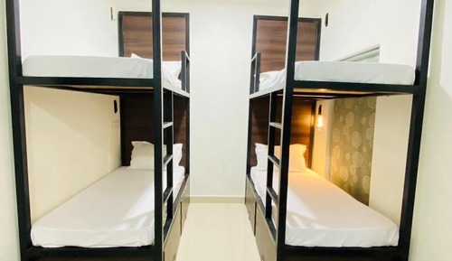 Dormitorio compartido estándar