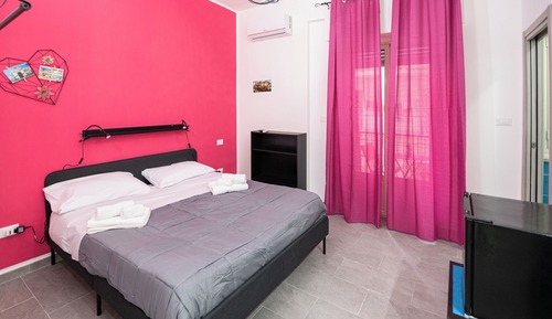 Habitación cuádruple superior, vistas al patio