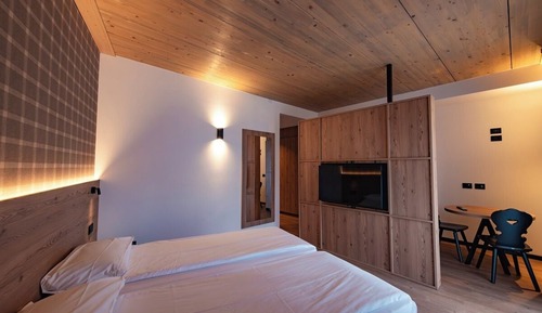 Estudio Deluxe, cocina básica, vistas a la montaña