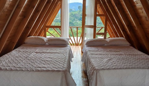 Chalet familiar, balcón, vistas al jardín