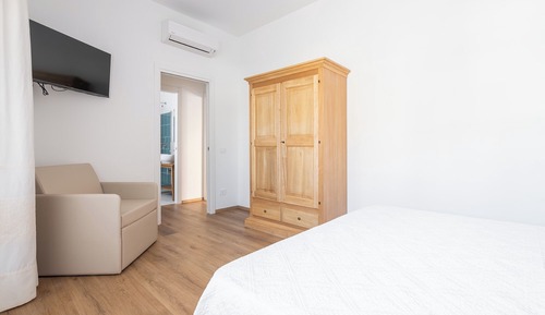 Habitación Confort con 1 cama doble o 2 individuales