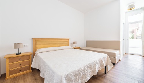 Habitación tradicional con 1 cama doble o 2 individuales