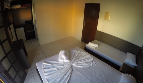 Suite básica, no fumadores, balcón