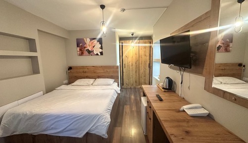 Habitación básica, 1 cama de matrimonio