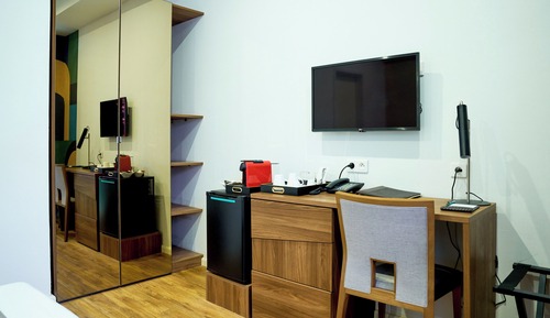 Habitación económica, 1 cama de matrimonio, no fumadores, vistas al patio