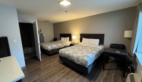 Habitación estándar, 2 camas de matrimonio, fumadores